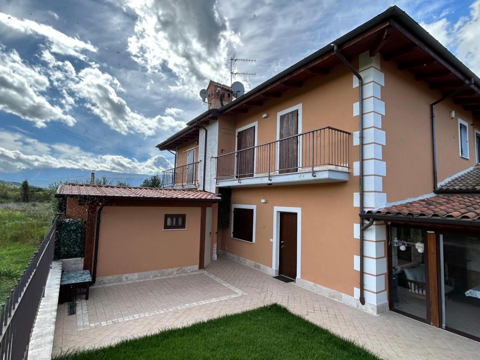 Casa Vacanze Boutique House Casa Mimo San Demetrio ne' Vestini Εξωτερικό φωτογραφία